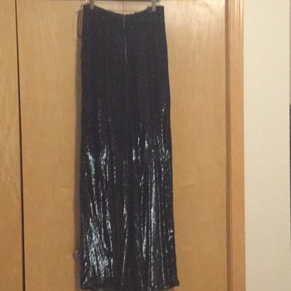 Mix and Mingle Emerald Green Velvet Wide-L… - Picture 2 of 11